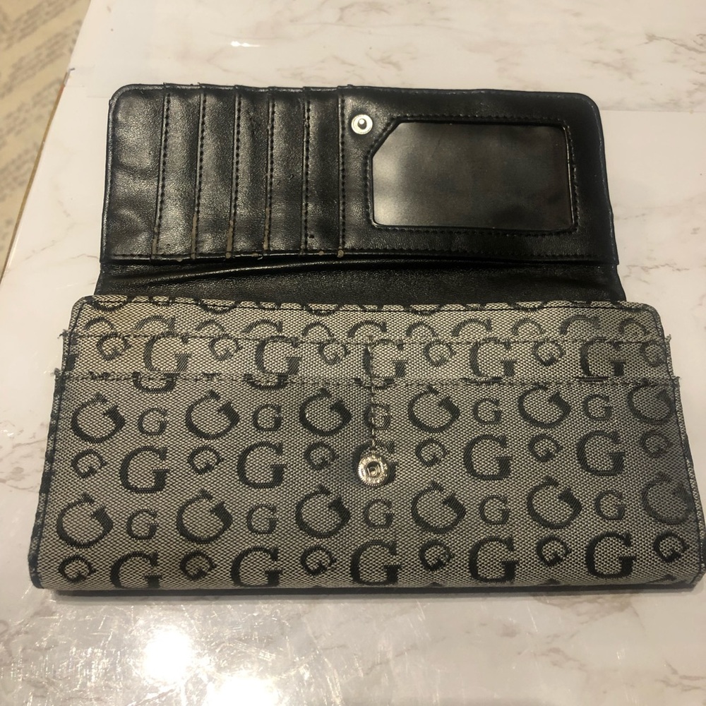 Wallet - Picture 3 of 6